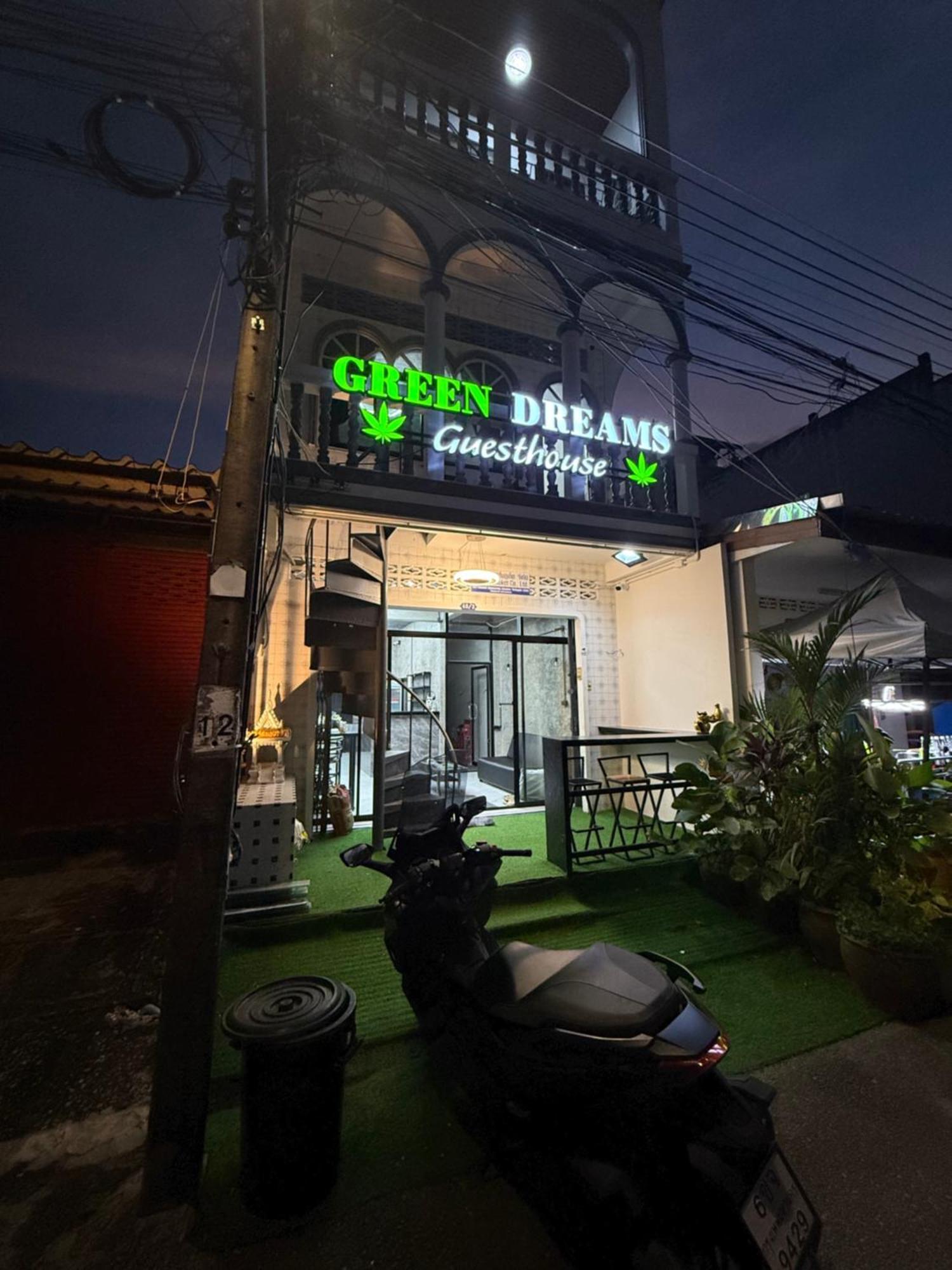 Green Dreams Guesthouse Ban Lo Long Exterior photo